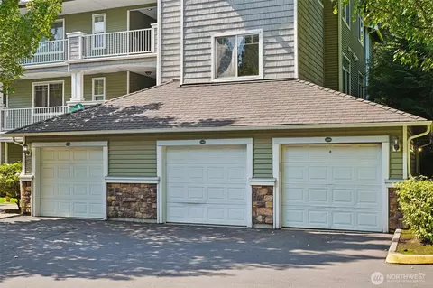 12712 Admiralty Way #C-206, Everett, WA 98204