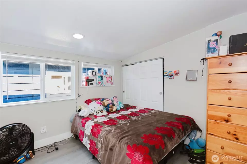 Other - 2824 Robin Ave, Bremerton, WA 98310 photo 6 of 15