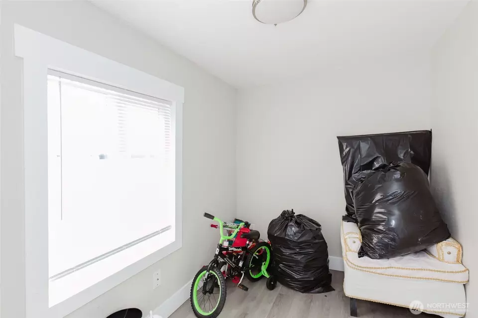 Other - 2824 Robin Ave, Bremerton, WA 98310 photo 12 of 15