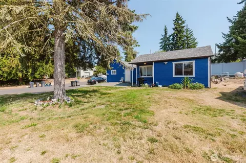Exterior - 2824 Robin Ave, Bremerton, WA 98310 photo 1 of 3