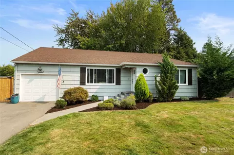 1133 14th St SW, Puyallup, WA 98371