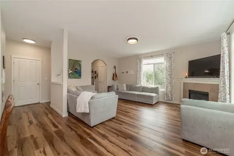 Living - 5314 NE 53rd Ct, Vancouver, WA 98661 photo 1 of 1