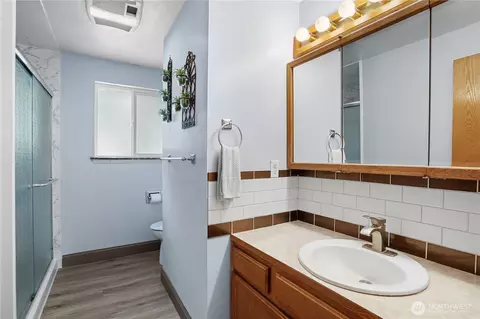 Bath - 2905 208th St E, Spanaway, WA 98387 photo 1 of 2