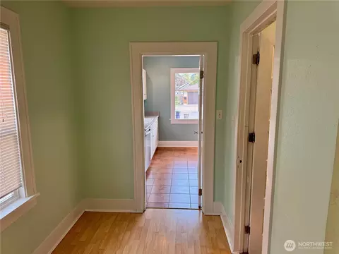Entry Way - 2025 Neilsen Ave, Enumclaw, WA 98022 photo 1 of 1