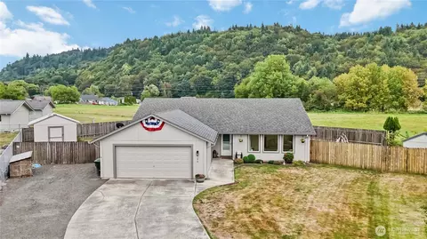 142 Charles St, Longview, WA 98632