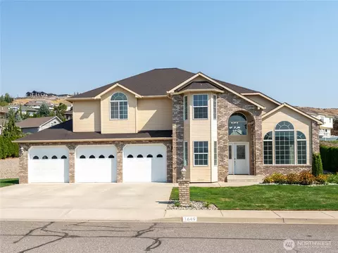 1649 Huntwood Ln, East Wenatchee, WA 98802