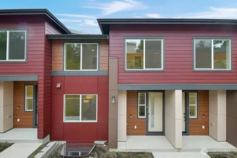 13216 NE 127th Ct #B, Kirkland, WA 98034