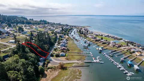 0 Nnn Sandy Hook Dr, Clinton, WA 98236