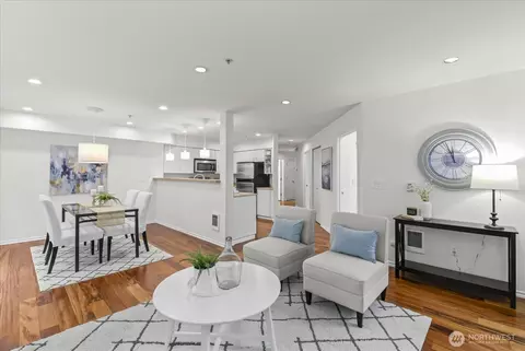 8750 Greenwood Ave N #S-207, Seattle, WA 98103