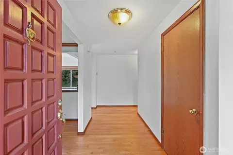Entry Way - 24225 15 Pl SE, Bothell, WA 98021 photo 1 of 1