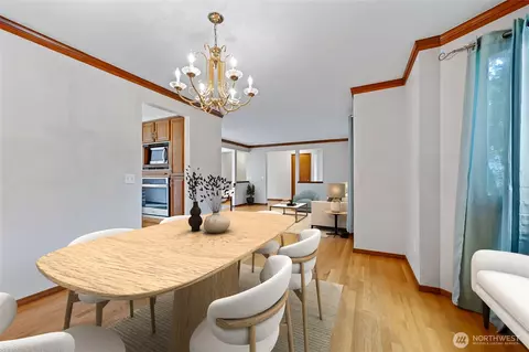 Dining - 24225 15 Pl SE, Bothell, WA 98021 photo 2 of 2