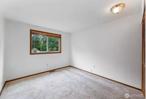 Bedroom - 24225 15 Pl SE, Bothell, WA 98021 photo 7 of 7