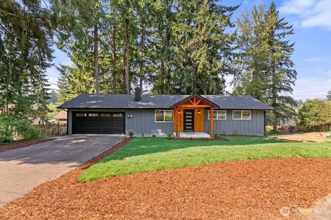 11008 Maury Ln SW, Lakewood, WA 98498