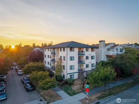 1400 NW 60th St #401, Seattle, WA 98107
