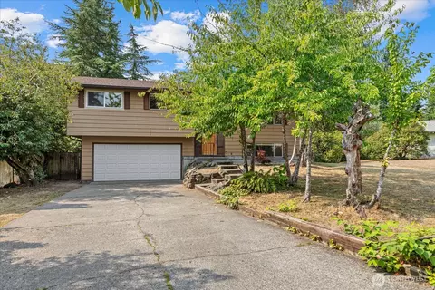 18408 63rd Pl W, Lynnwood, WA 98037