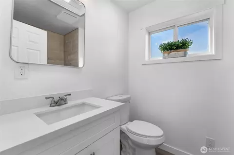 18008 202nd St E, Orting, WA 98360 photo 23