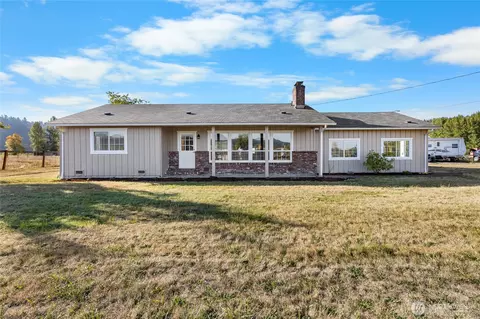 18008 202nd St E, Orting, WA 98360 photo 2