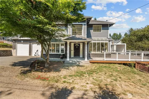 17634 118th Ave SE, Renton, WA 98058