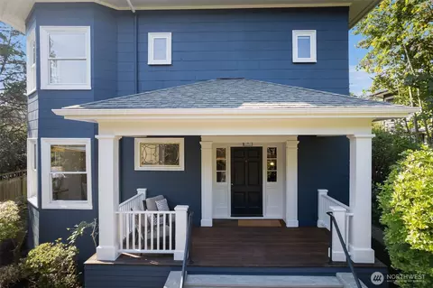 Exterior - 803 15th Ave E, Seattle, WA 98112 photo 3 of 6