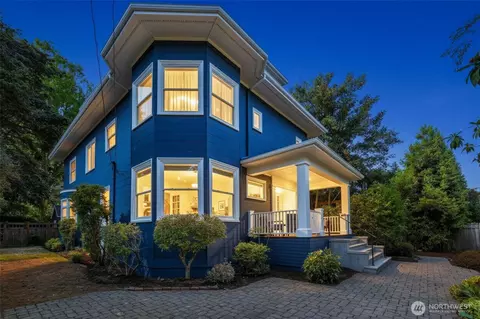 Exterior - 803 15th Ave E, Seattle, WA 98112 photo 2 of 6