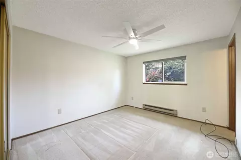 Bedroom - 7206 6th Ave W, Everett, WA 98203 photo 1 of 4