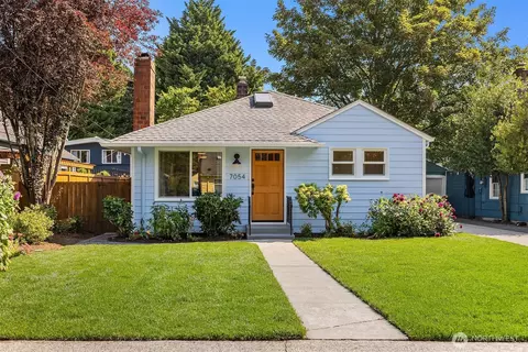 7054 38th Ave NE, Seattle, WA 98115