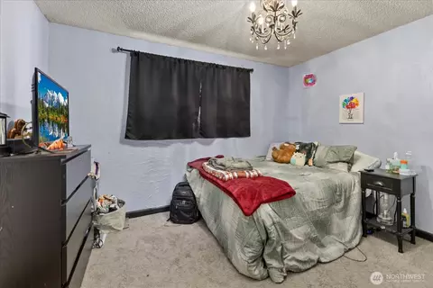 Bedroom - 11719 35th Ave SE, Everett, WA 98208 photo 1 of 3