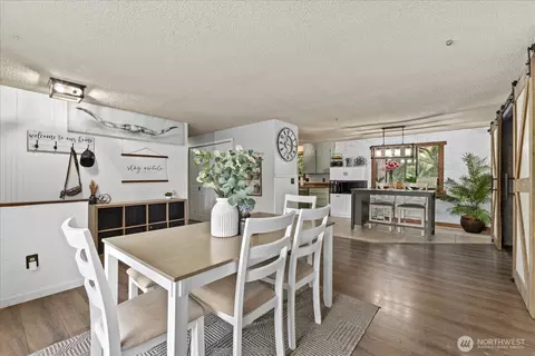Dining - 11719 35th Ave SE, Everett, WA 98208 photo 4 of 4