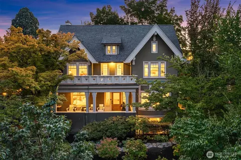 1129 22nd Ave E, Seattle, WA 98112
