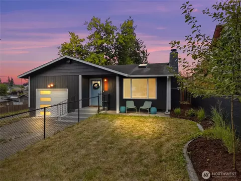 1130 E 62nd St, Tacoma, WA 98404