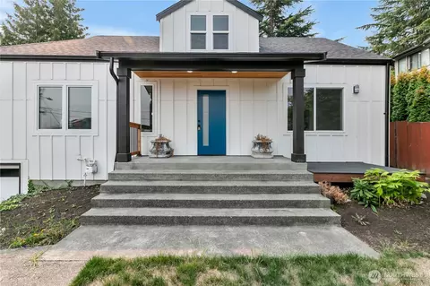 8739 S 113th St, Seattle, WA 98178