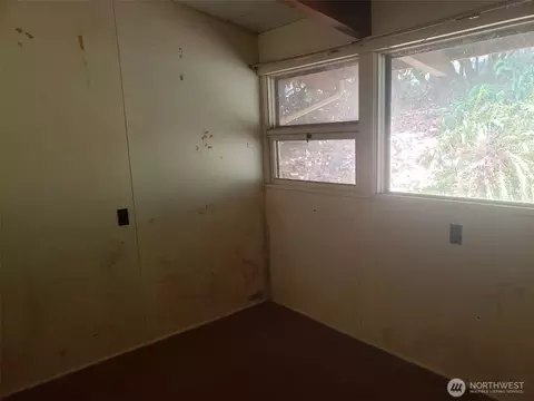 Bedroom - 2962 Laurel Rd, Longview, WA 98632 photo 3 of 3