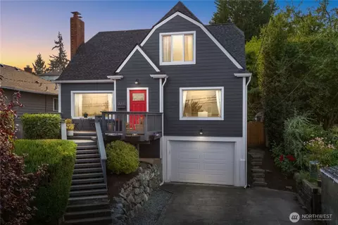 3211 37th Ave SW, Seattle, WA 98126