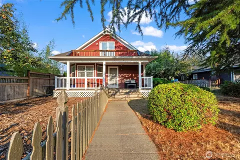 5319 N Winnifred St, Ruston, WA 98407