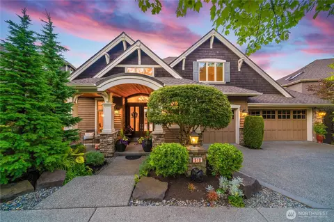 510 Timber Creek Dr NW, Issaquah, WA 98027