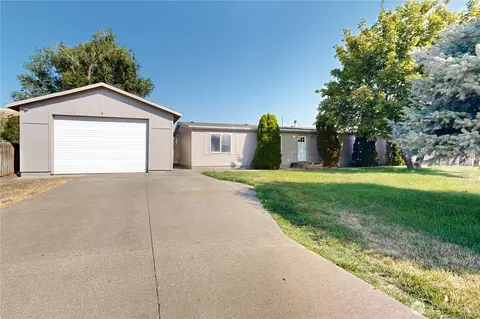 425 E Camp St, Waitsburg, WA 99361