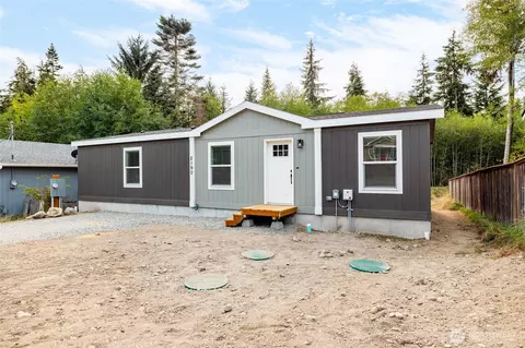 2190 Teronda Dr, Coupeville, WA 98239
