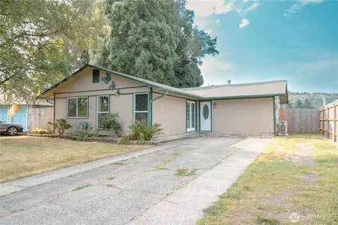 4671 Merlin St, Longview, WA 98632