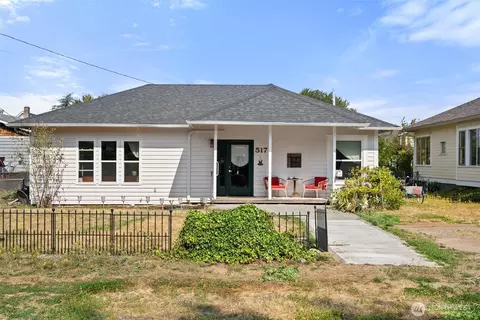517 Roberts St, Monroe, WA 98272