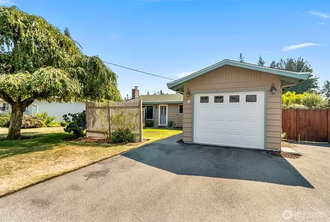 2104 201st Pl SW, Lynnwood, WA 98036