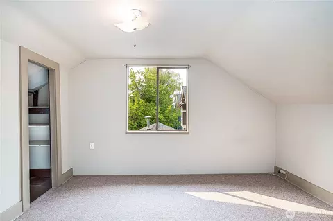 Bedroom - 1409 N 39th St, Seattle, WA 98103 photo 3 of 4