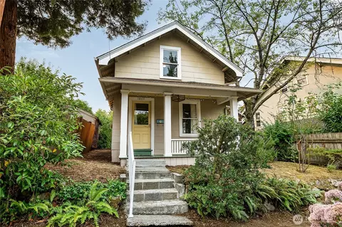 Exterior - 1409 N 39th St, Seattle, WA 98103 photo 5 of 5