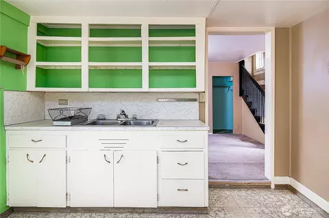 Kitchen - 1409 N 39th St, Seattle, WA 98103 photo 1 of 3