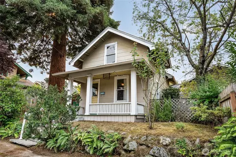 1409 N 39th St, Seattle, WA 98103