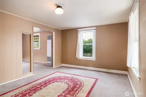 Living - 1409 N 39th St, Seattle, WA 98103 photo 1 of 3