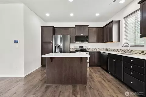 Kitchen - 103 Hickory Ave SW #35, Orting, WA 98360 photo 2 of 2