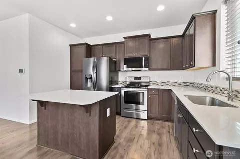 Kitchen - 103 Hickory Ave SW #35, Orting, WA 98360 photo 1 of 2