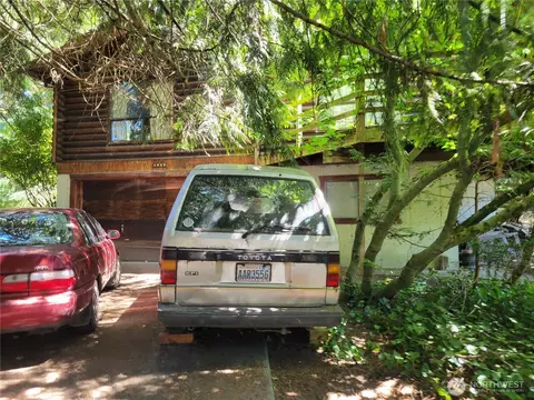 1818 Jackson Dr NW, Bremerton, WA 98312