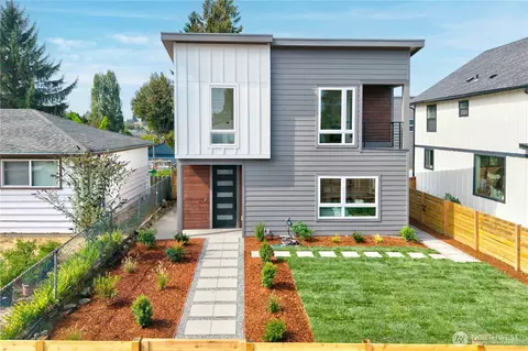 10005 62nd Ave S, Seattle, WA 98178