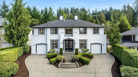 6302 167th Ave SE, Bellevue, WA 98006